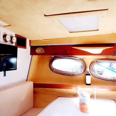 Botel Tj Di Jetset Cagliari