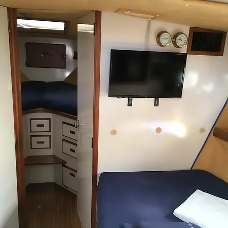Tj Di Jetset Botel Cagliari